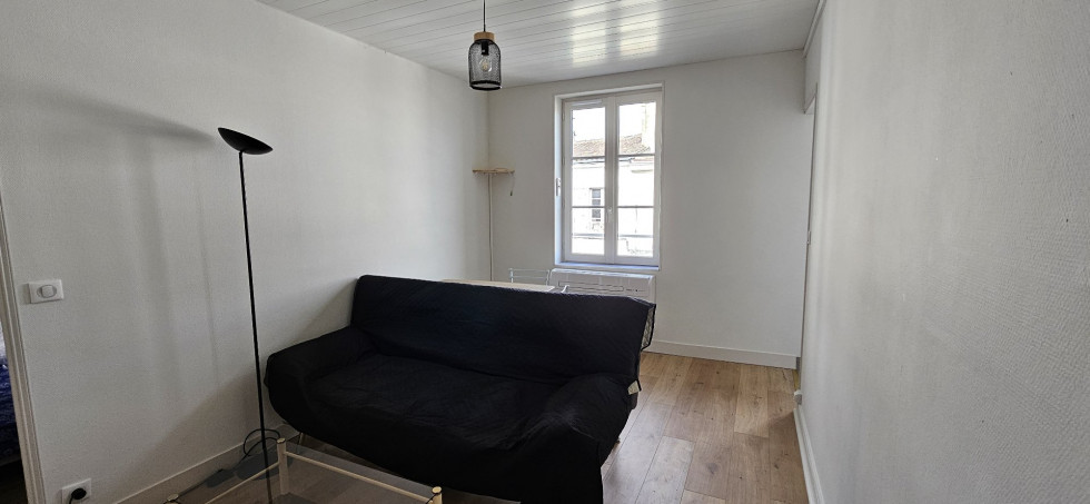location Appartement rénové Cognac - Photo 3