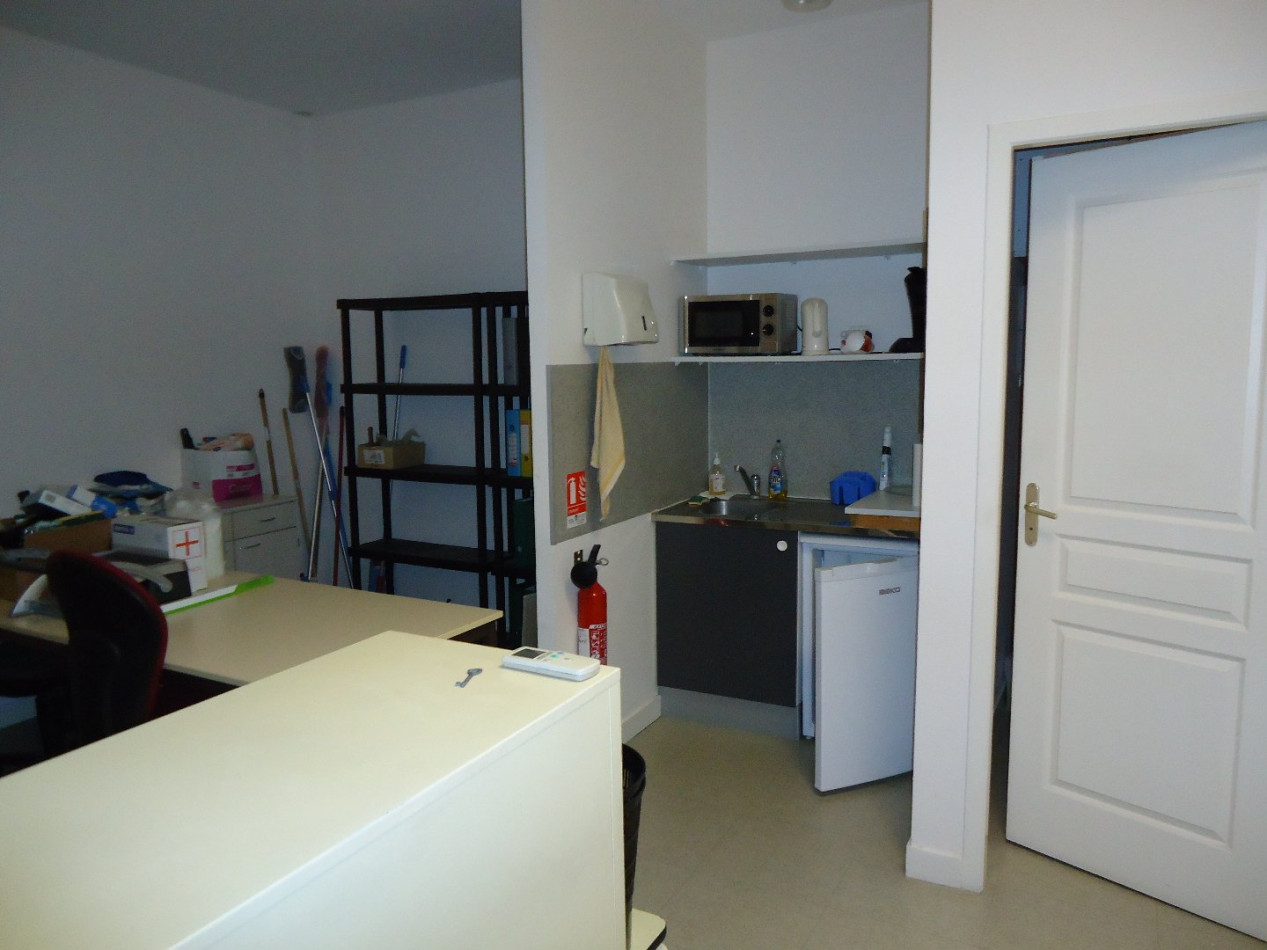 vente Bureau Cognac - Photo 5