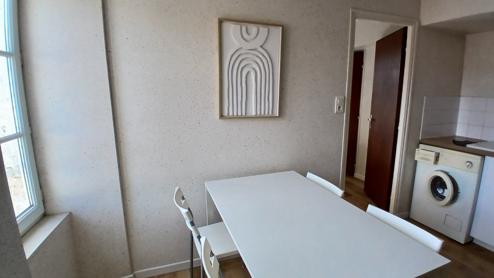 location Appartement Angouleme - Photo 2