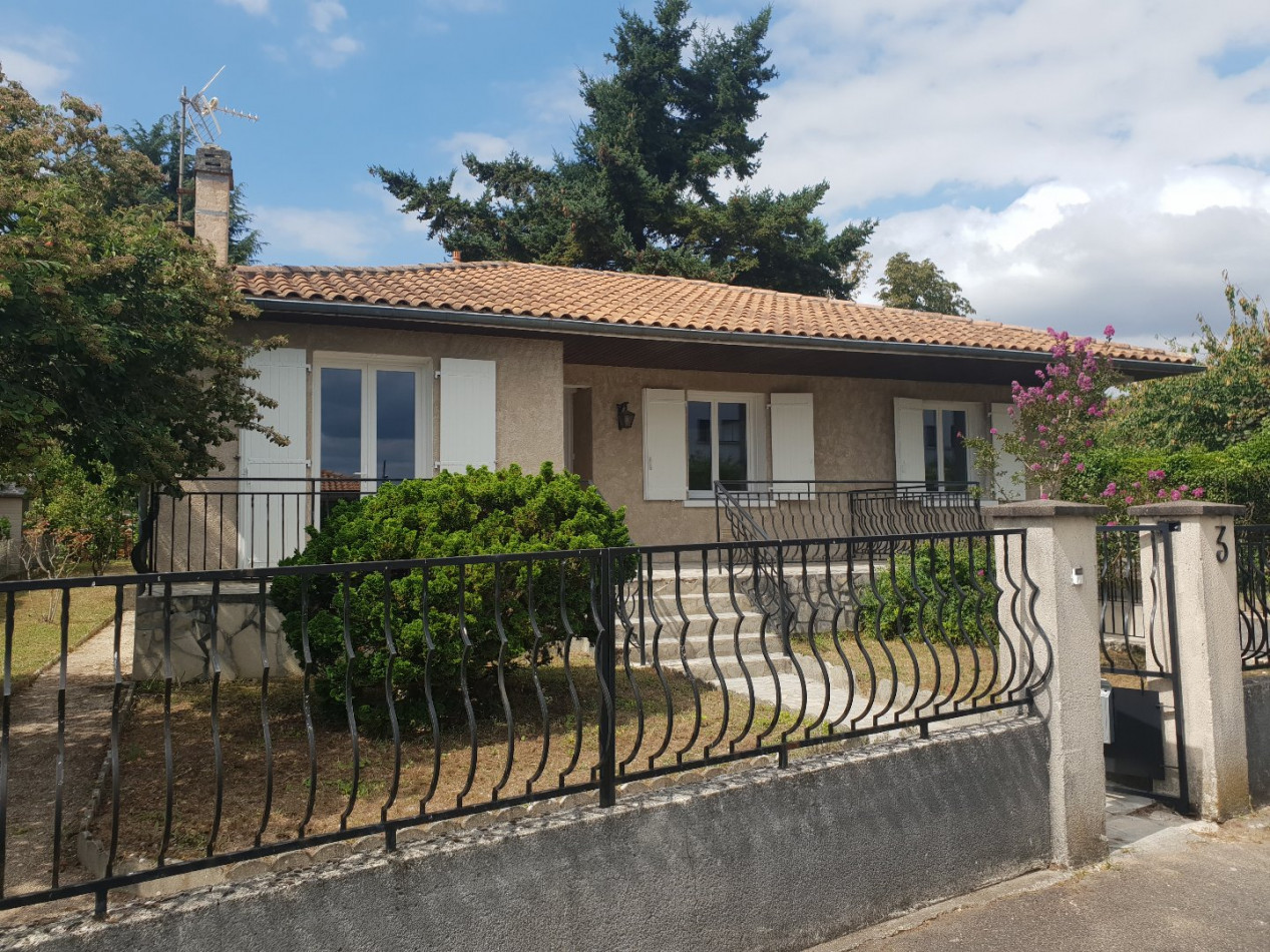 location Maison Angouleme - Photo 1