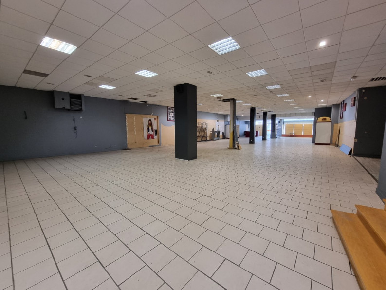 vente Local commercial Angouleme - Photo 1