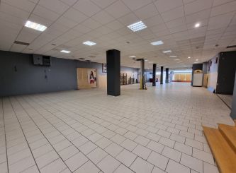 vente Local commercial Angouleme