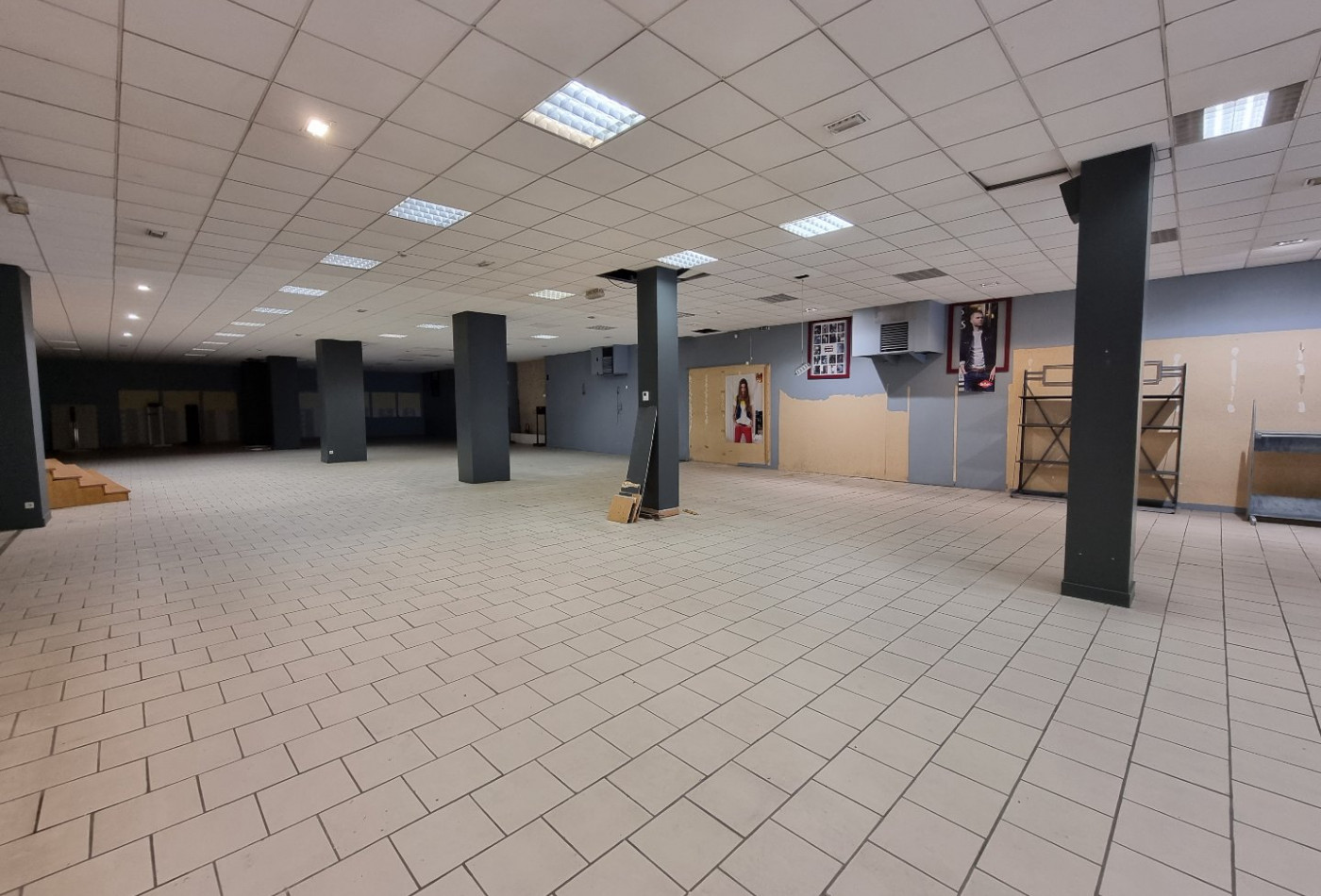 vente Local commercial Angouleme - Photo 4