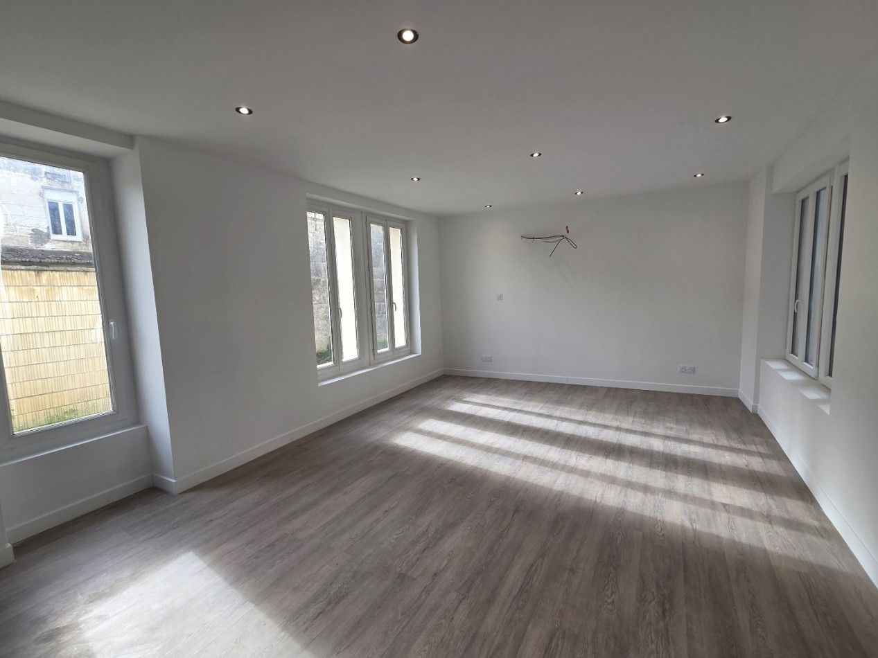 vente Maison Ruelle Sur Touvre - Photo 2