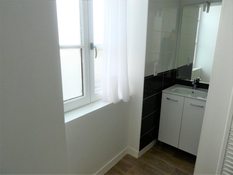 location Appartement Angouleme - Photo 5