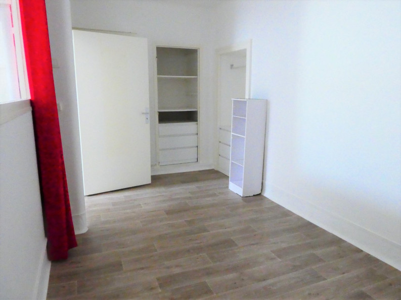 location Appartement Angouleme - Photo 9