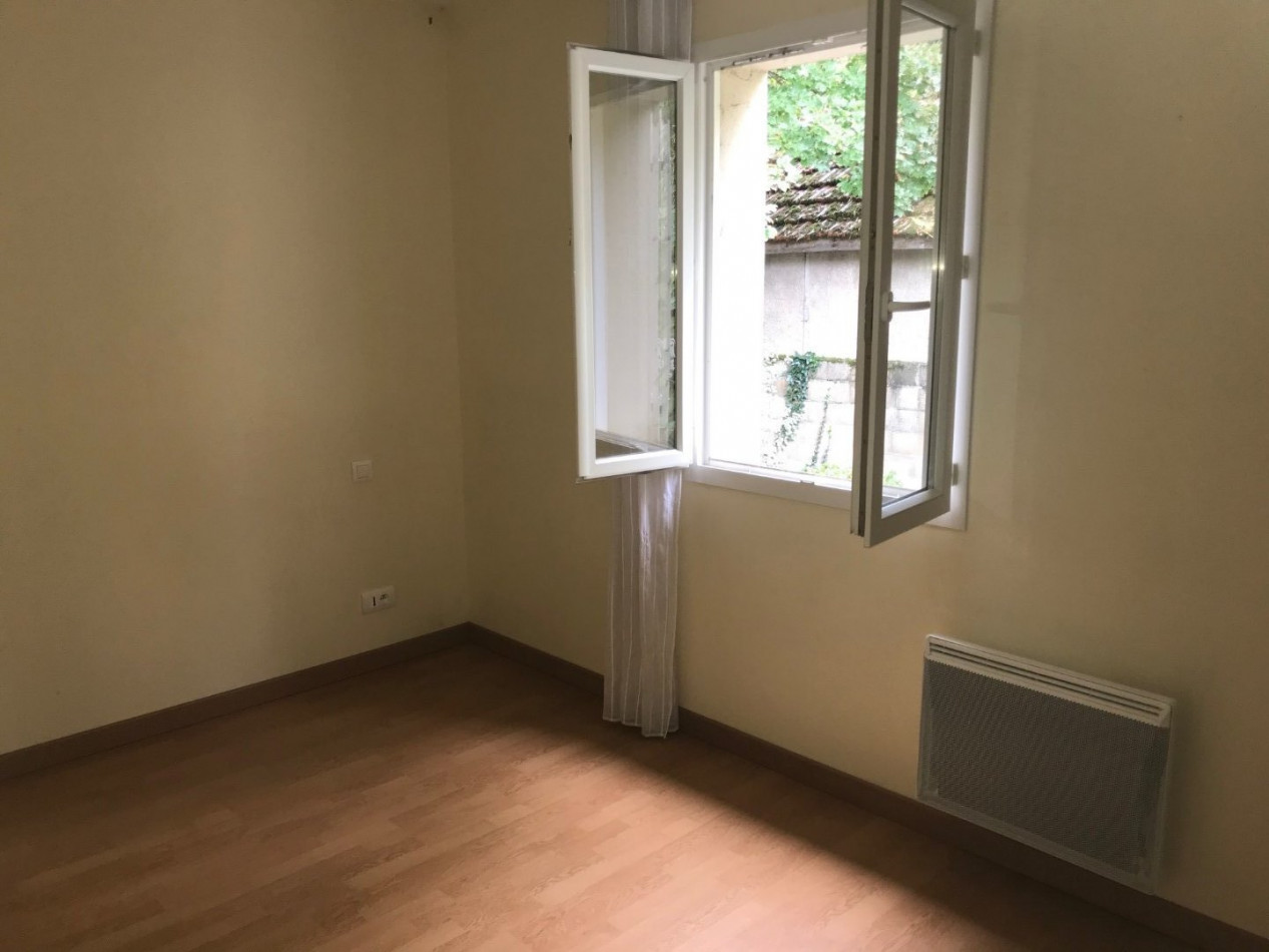 location Maison jumelée Angouleme - Photo 2