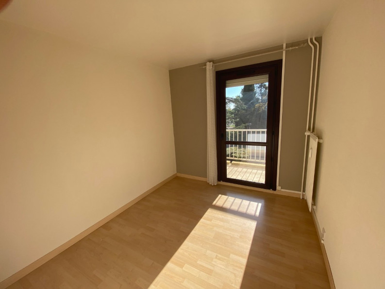 location Appartement Angouleme - Photo 3