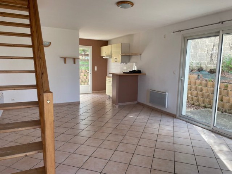 location Maison Angouleme - Photo 2
