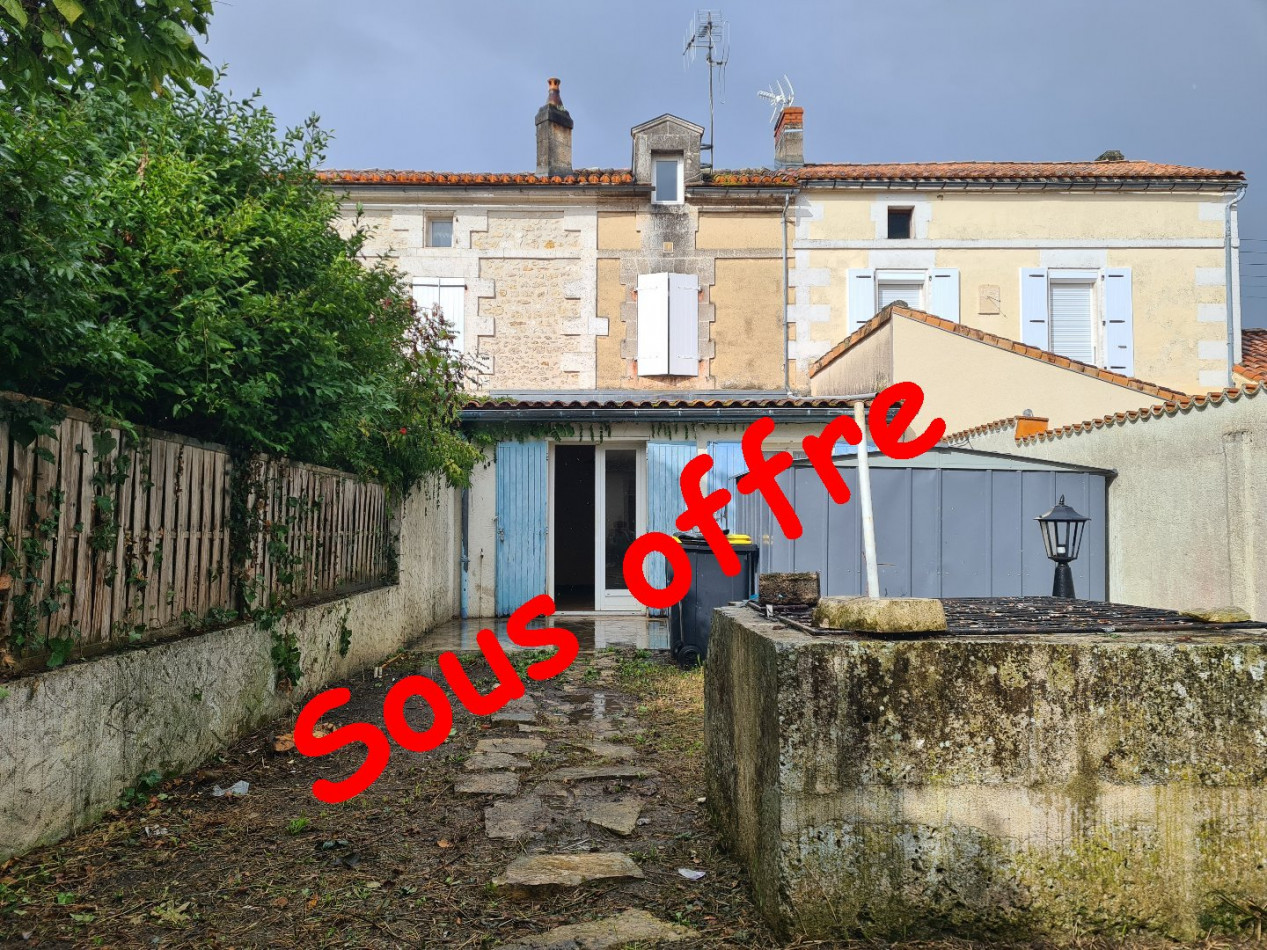 vente Maison Le Gond Pontouvre - Photo 1