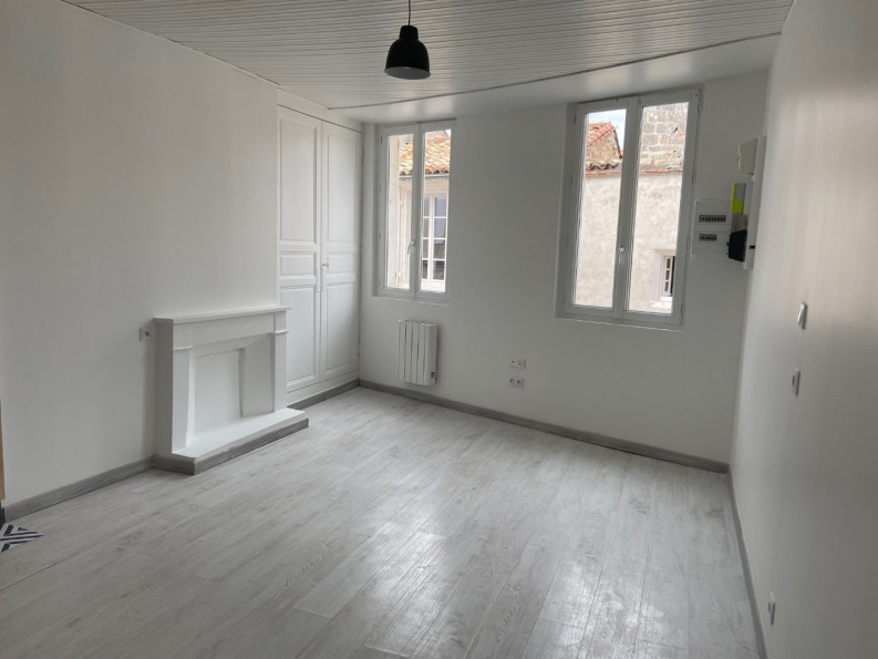 location Appartement Angouleme - Photo 3