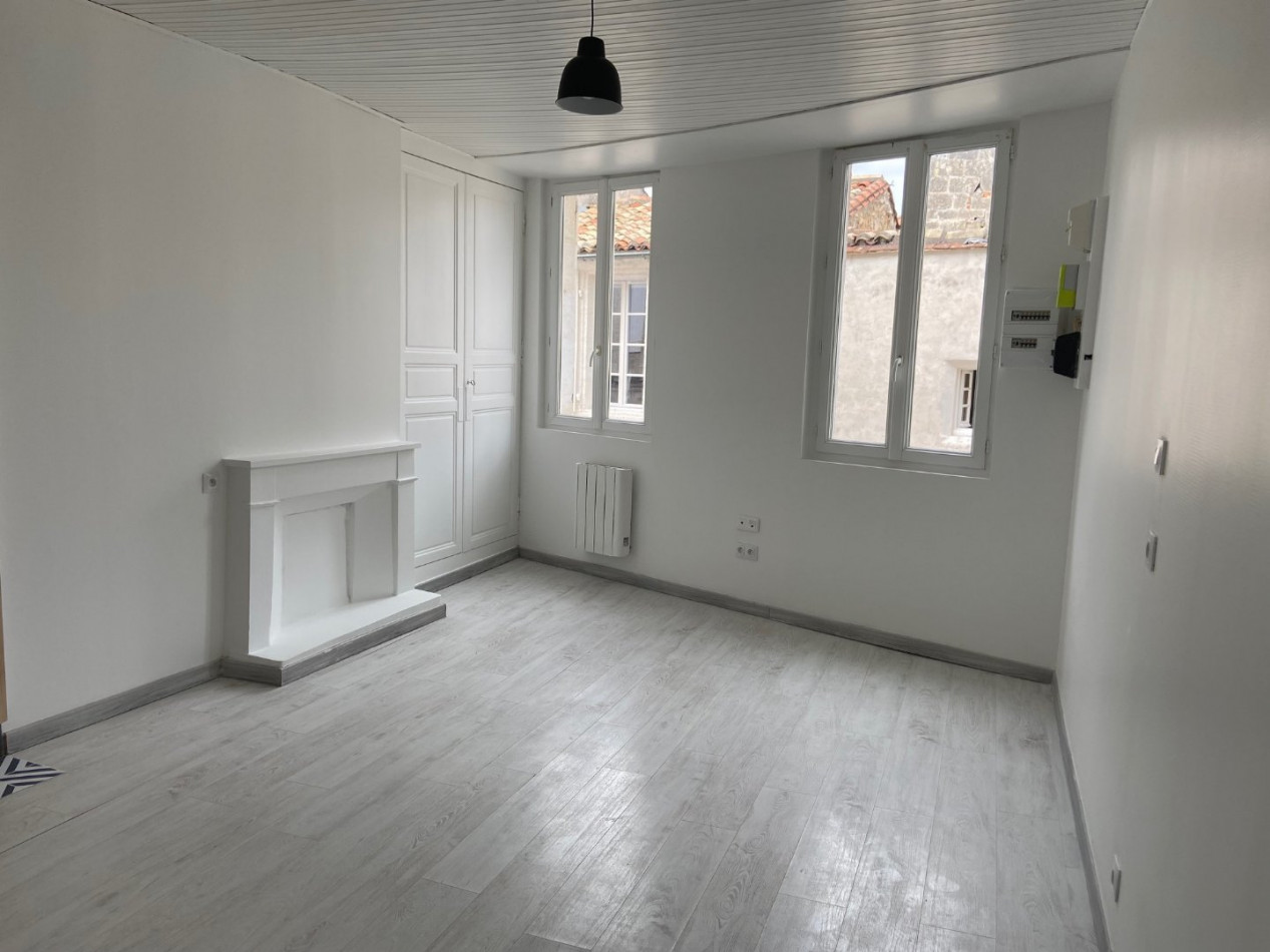 location Appartement Angouleme - Photo 3