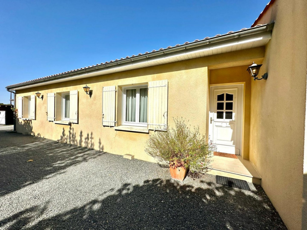 vente Maison Louzignac - Photo 2