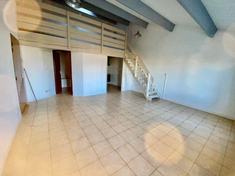 location Appartement Angouleme - Photo 1