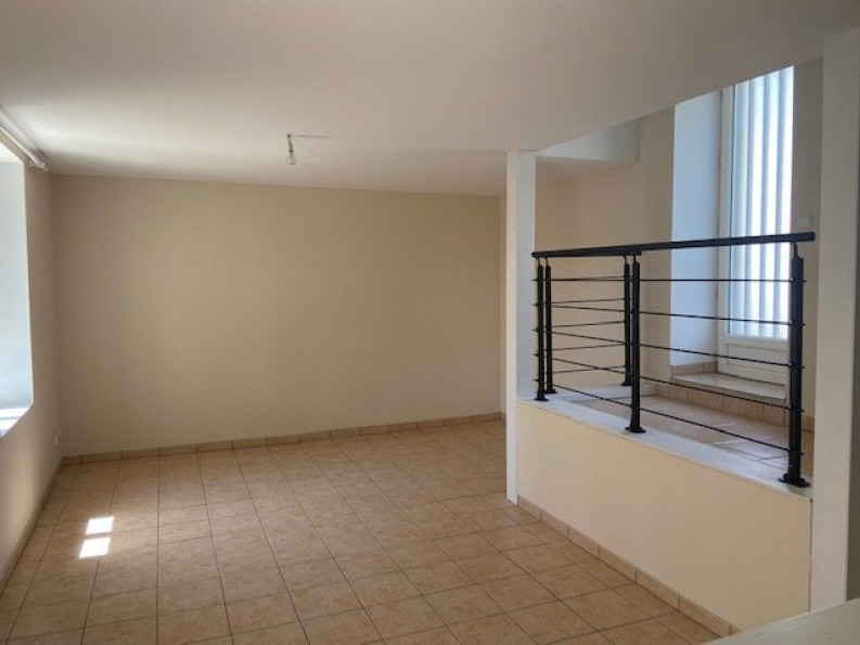 location Maison Soyaux - Photo 1