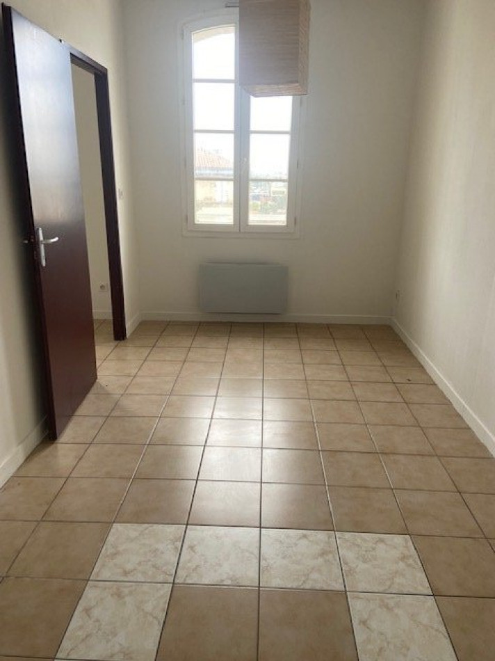 location Appartement Angouleme - Photo 4