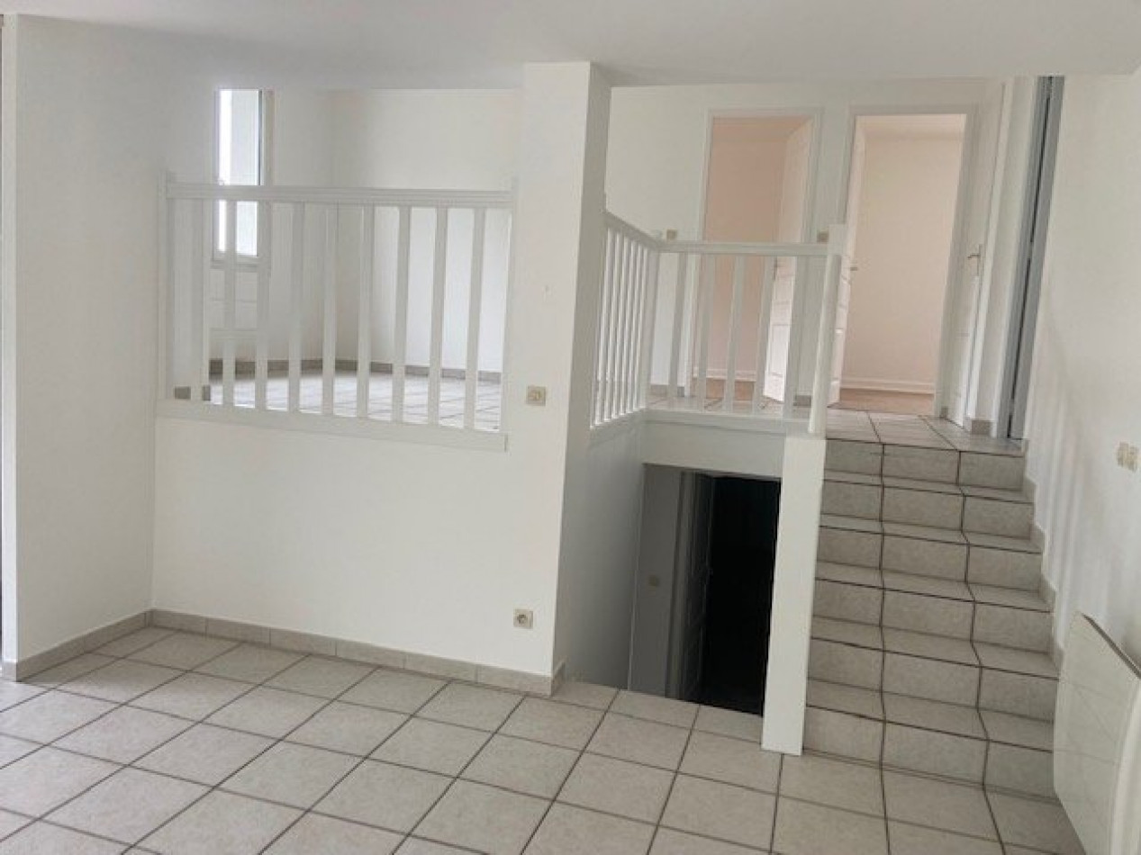 location Maison La Couronne - Photo 6