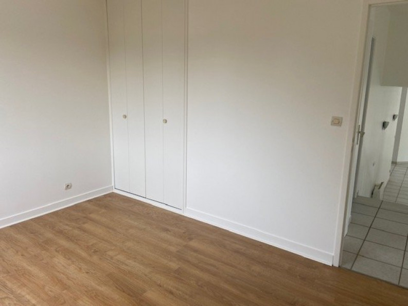 location Maison La Couronne - Photo 9