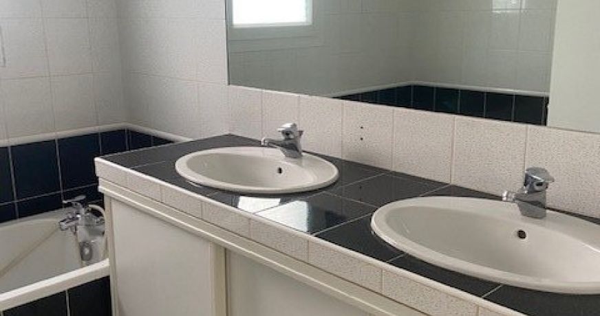 location Maison La Couronne