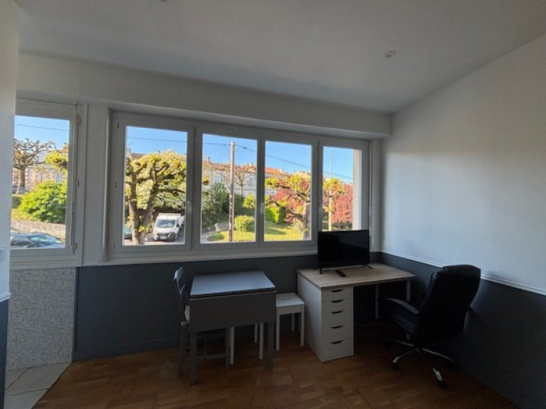 location Appartement Angouleme - Photo 2