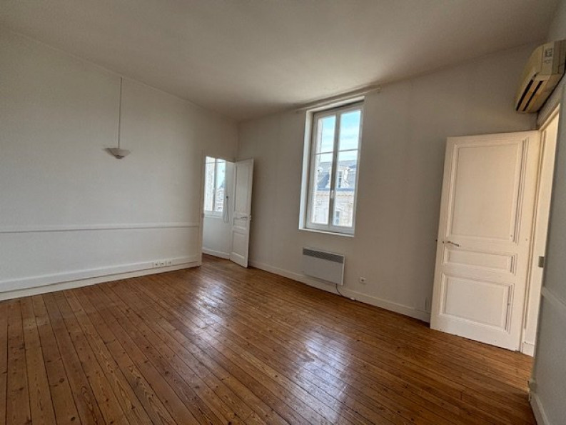 location Appartement Angouleme - Photo 9