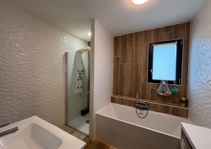 location Maison Mornac