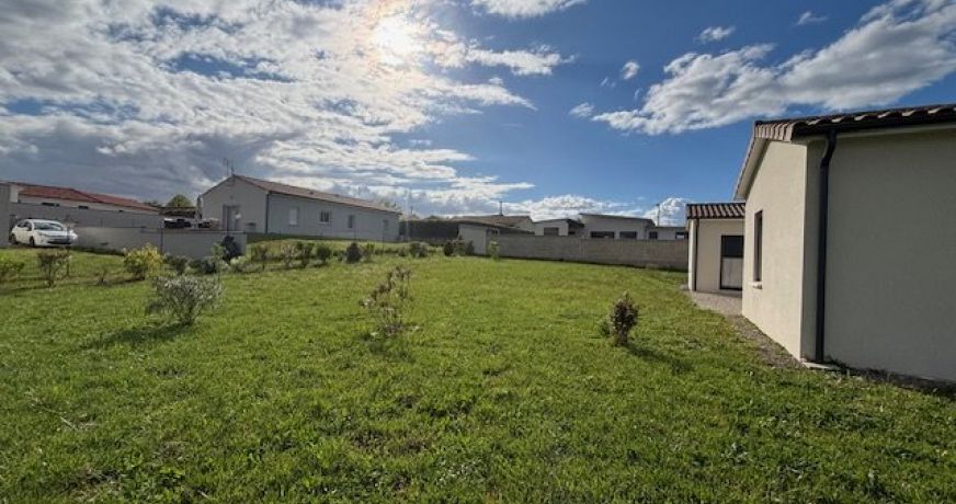 location Maison Mornac