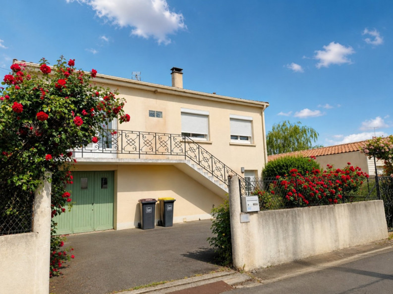 vente Maison Le Gond Pontouvre - Photo 1