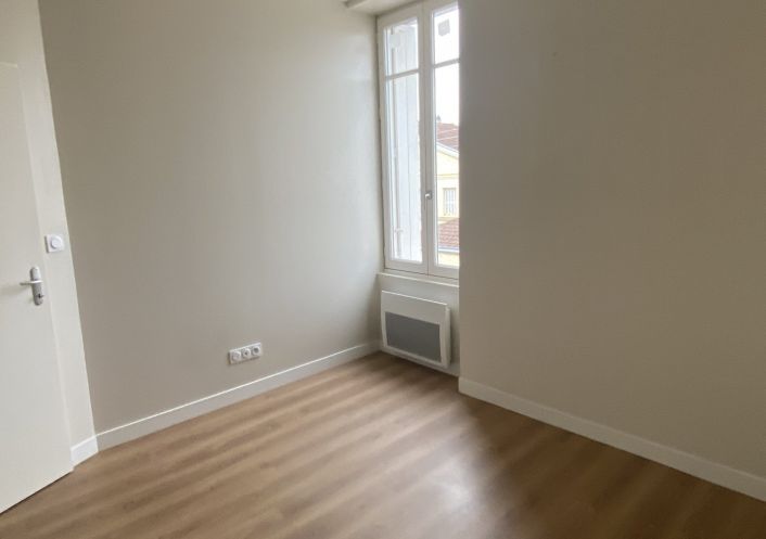 vente Immeuble Ruelle Sur Touvre