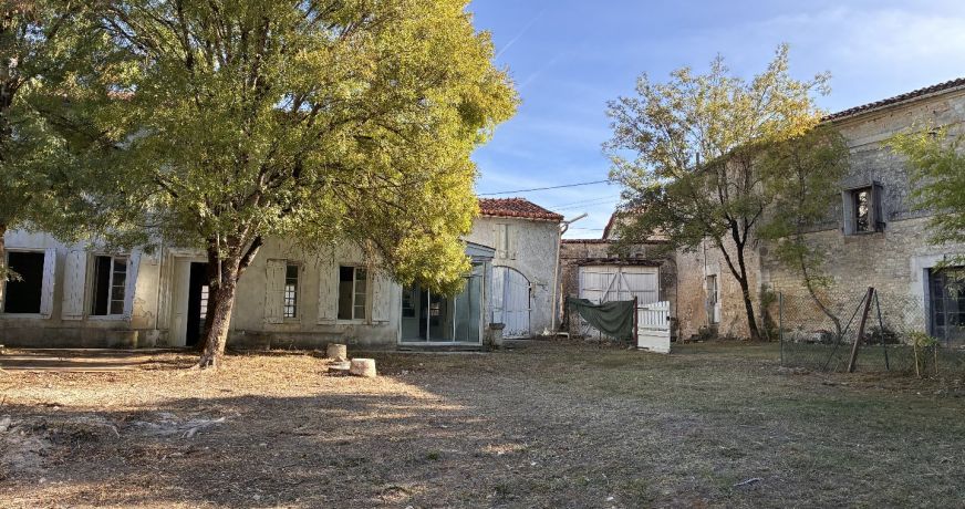 vente Maison de campagne Sireuil