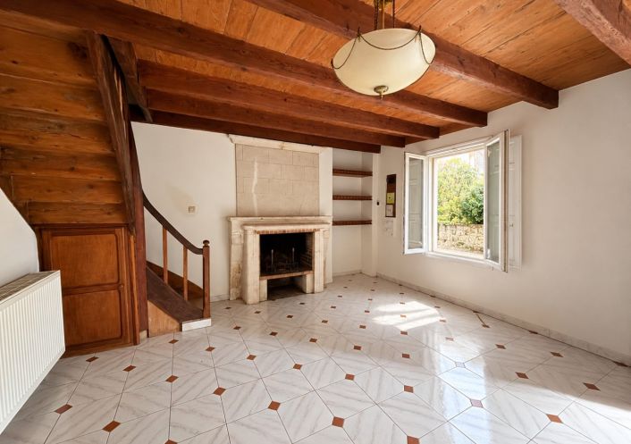 location Maison Sireuil