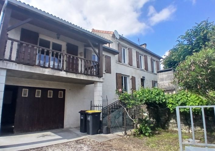 location Maison Sireuil
