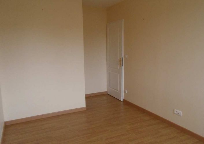 location Appartement Gond-pontouvre