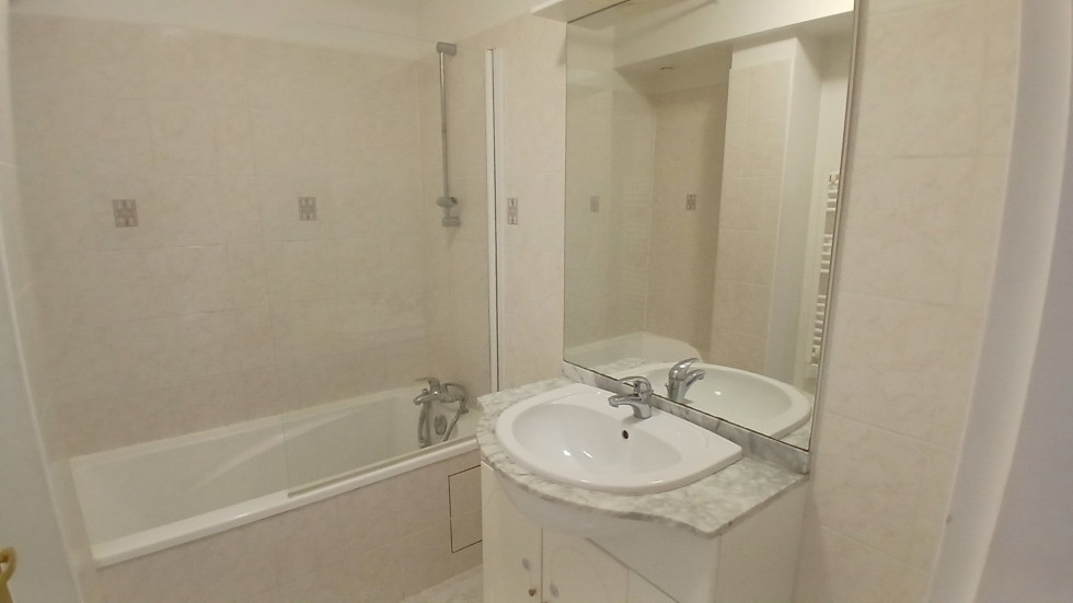 location Appartement Gond-pontouvre - Photo 7
