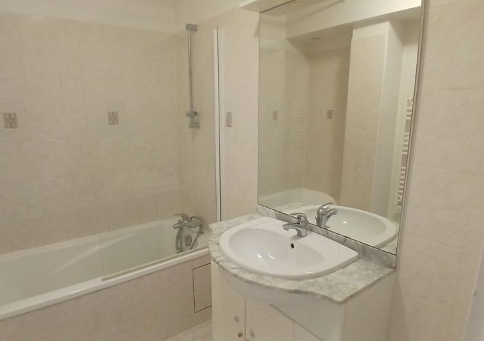 location Appartement Gond-pontouvre