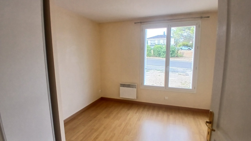 location Appartement Gond-pontouvre - Photo 8