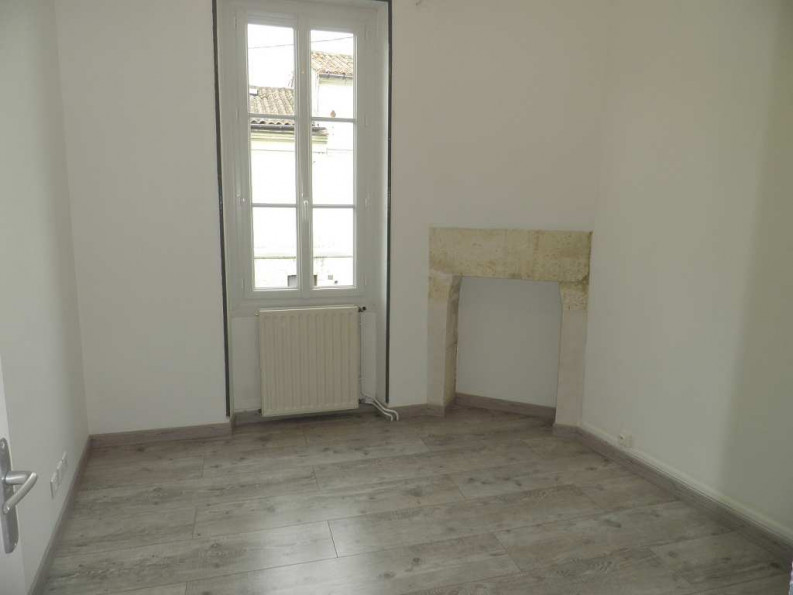 location Maison Angouleme - Photo 10