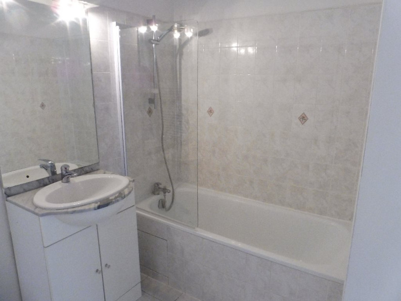 location Appartement Angouleme - Photo 9