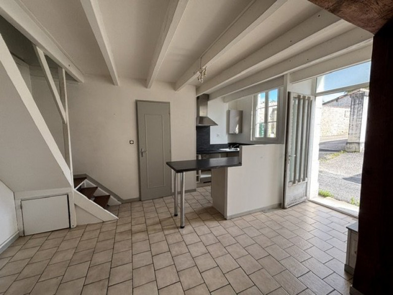 location Maison Angouleme - Photo 2