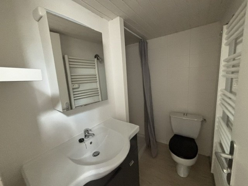 location Maison Angouleme - Photo 8