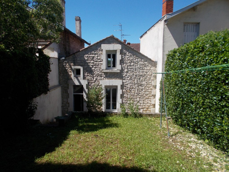 location Maison Angouleme - Photo 10