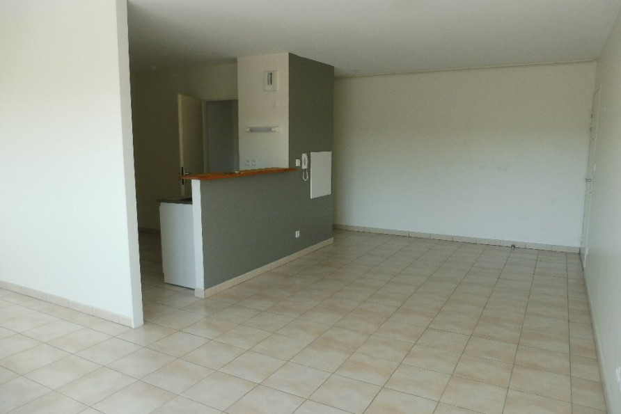 location Appartement Angouleme - Photo 2