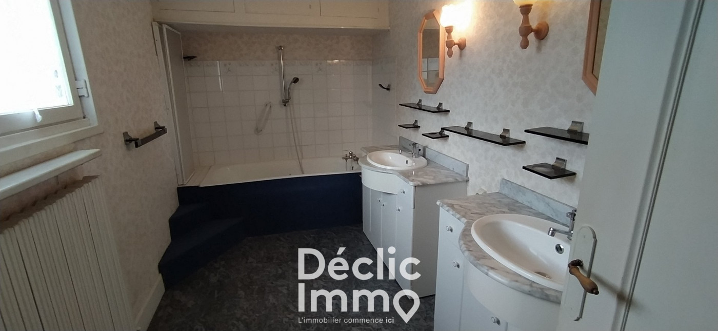 vente Maison en pierre Coulonges - Photo 6