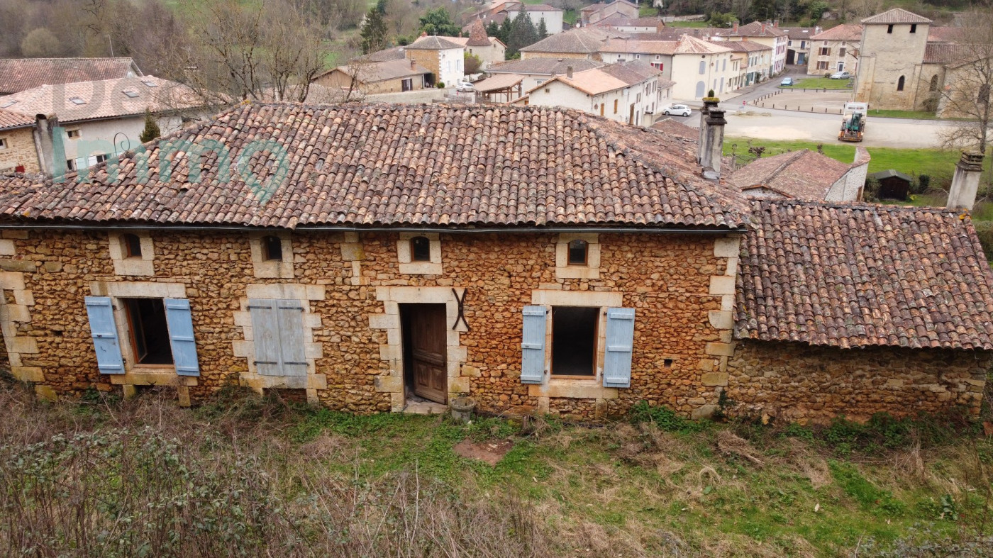 vente Maison à rénover Vitrac Saint Vincent - Photo 3