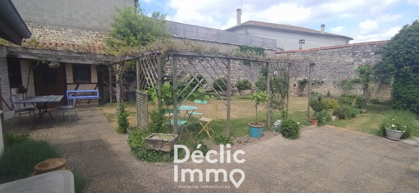 vente Maison Ruffec - Photo 12