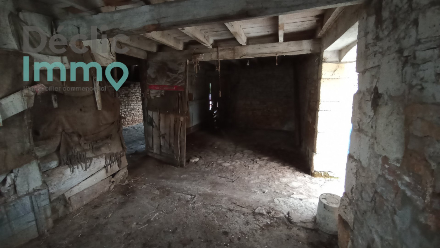 vente Maison à rénover Agris - Photo 5