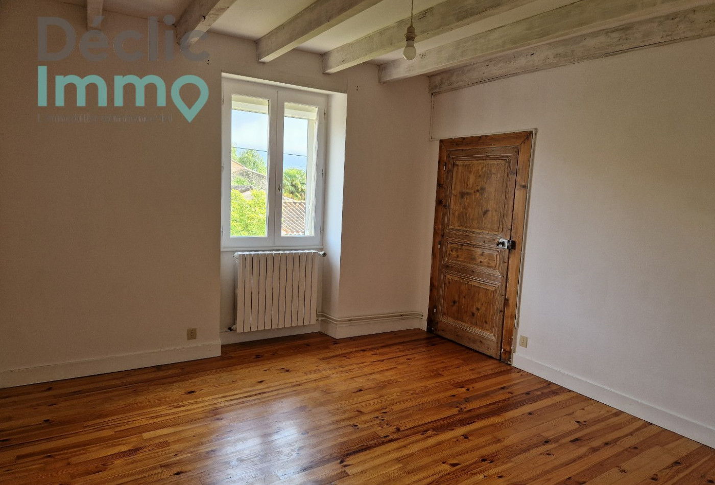 vente Maison Balzac - Photo 9