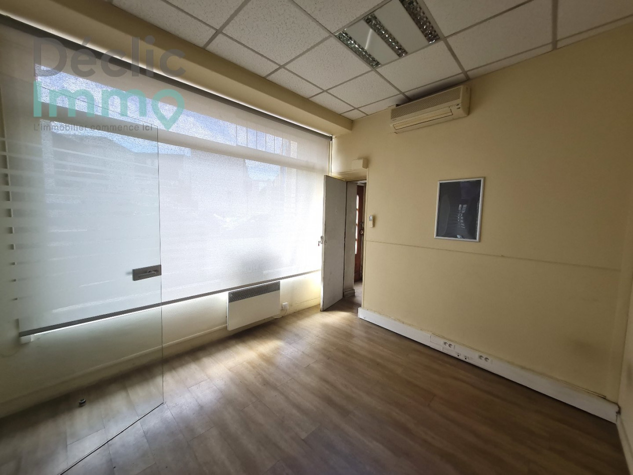 vente Immeuble à rénover Ruelle Sur Touvre - Photo 7