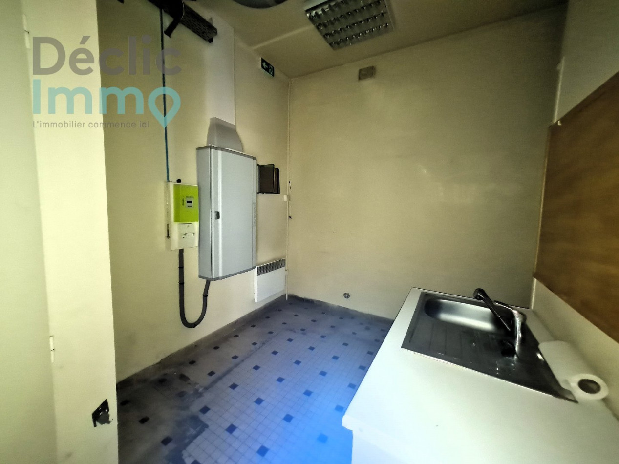 vente Immeuble à rénover Ruelle Sur Touvre - Photo 8