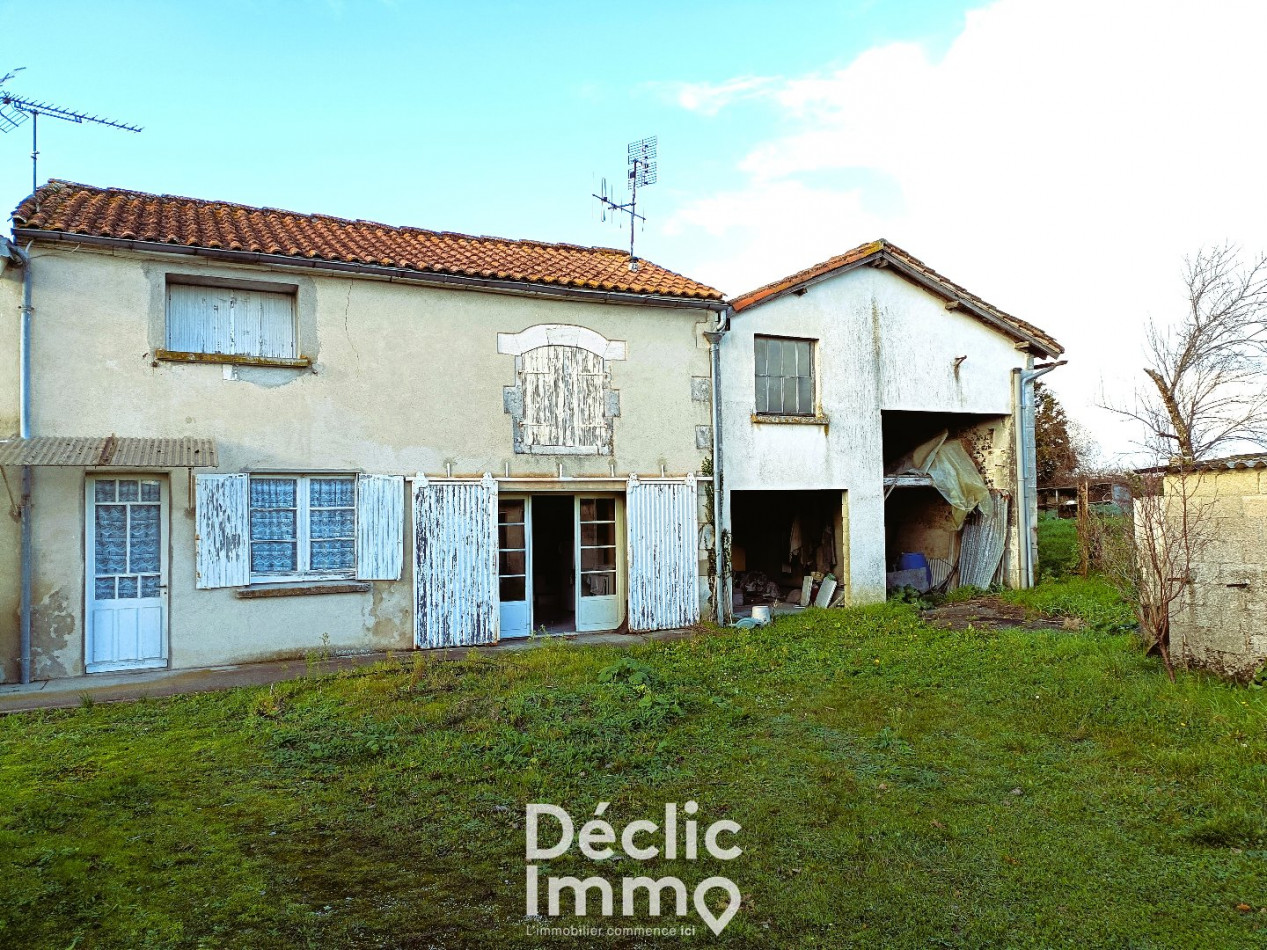 vente Maison à rénover Lachaise - Photo 1